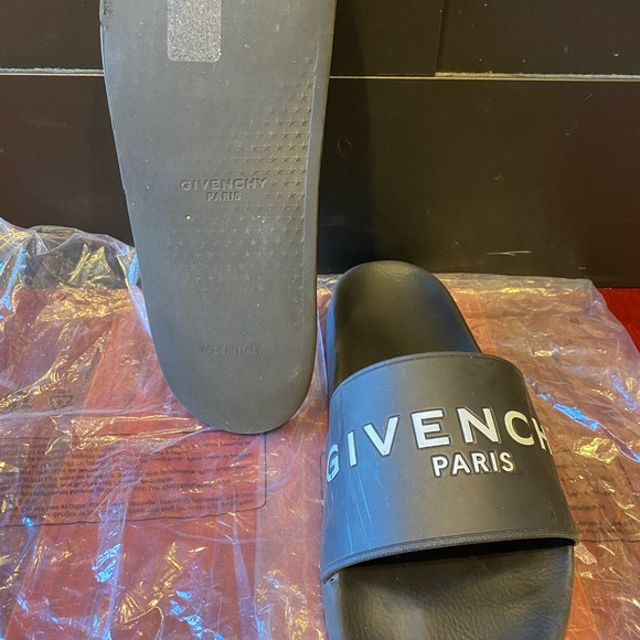 Givenchy Paris black rubber pool sliders size 11.5 - Picture 6 of 7